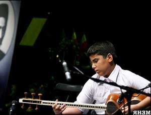 جمعه ها: امین عطایی نوازنده ۱۱ ساله